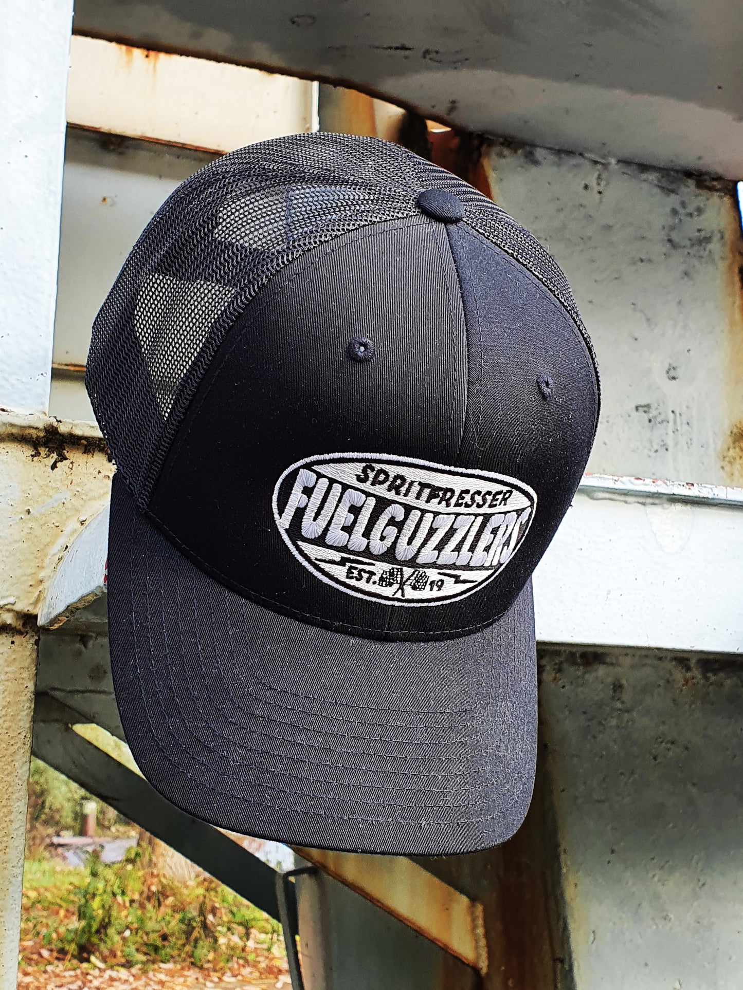 Cap"FUEL GUZZLERS" - black